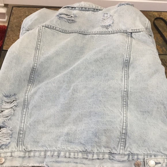 PacSun Faded Blue Distressed Denim Jacket - Picture 7 of 12